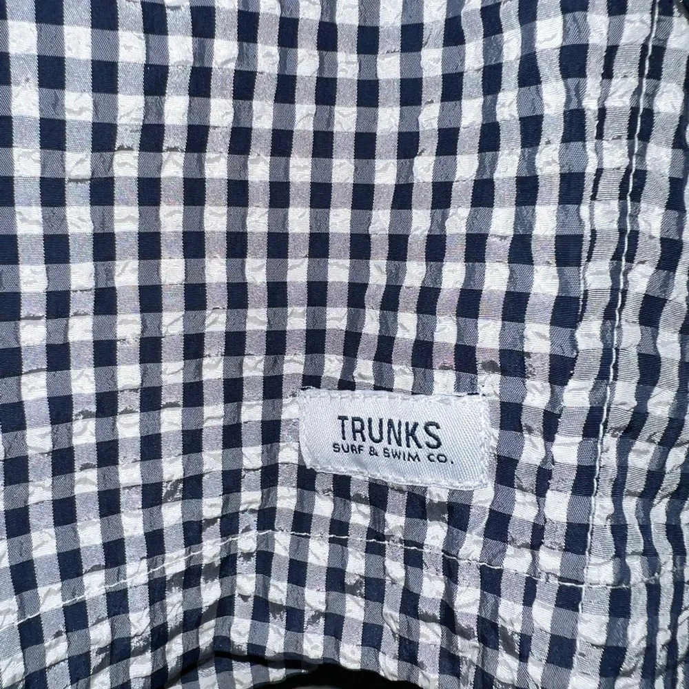 Men TRUNKS Surf & Swim Co. dark blue plaid lined swim trunk size large